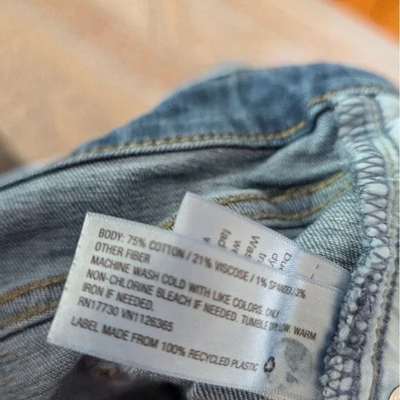 Universal Thread Slim Straight Ankle Jeans 26W - Picture 4 of 4